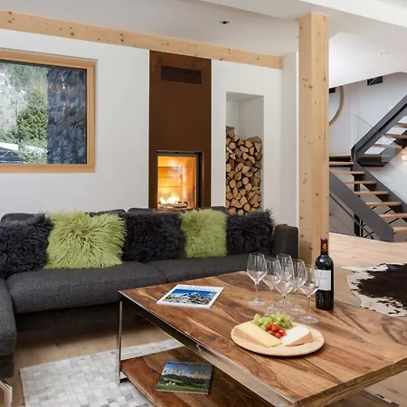 Alpehytte Montana- Year Chamonix
