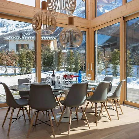Chalet Montana- Year *
