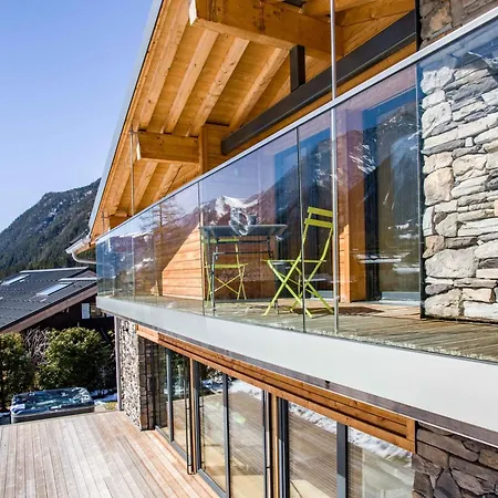 Chalet Montana- Year *