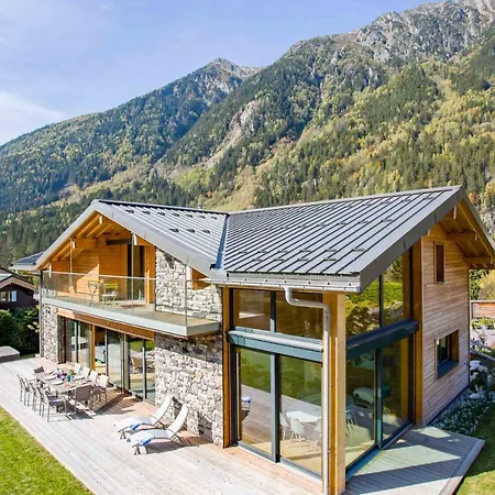Montana- Year Chalet Chamonix